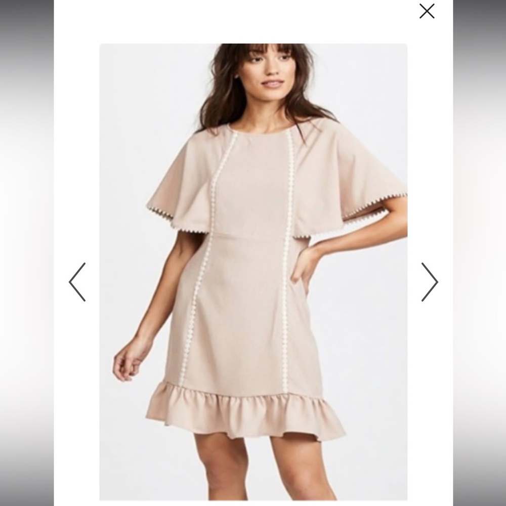 Beautiful Moon River dress size small - gorgeous details tie back scalloped hem